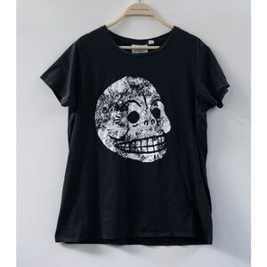 Cheap‎ Monday White Skull Women's T-Shirt Stockholm Black Size L